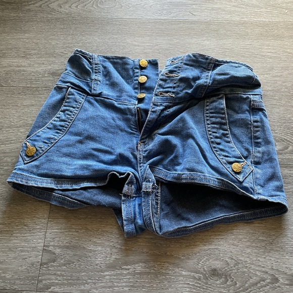 Denim high waisted shorts - Picture 4 of 4